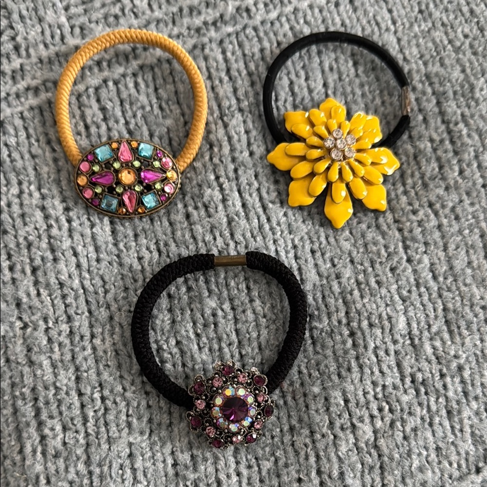 Vibrant Hair Accessories Trio